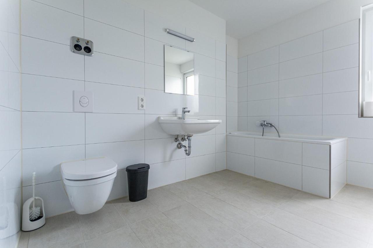 T&K Apartments - Bergisch Gladbach - 3 Comfortable Apartments - 18 Min To Fair Messe Cologne Экстерьер фото