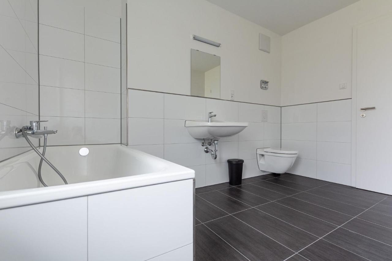 T&K Apartments - Bergisch Gladbach - 3 Comfortable Apartments - 18 Min To Fair Messe Cologne Экстерьер фото